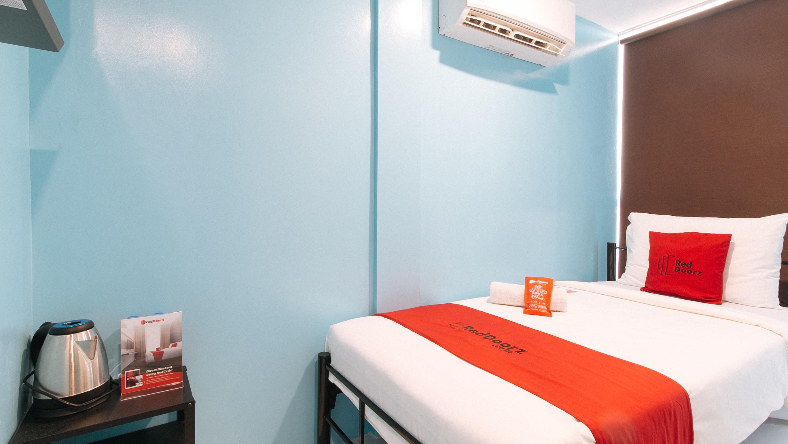 Reddoorz At Hotel Rosemarie Pasay Exterior photo
